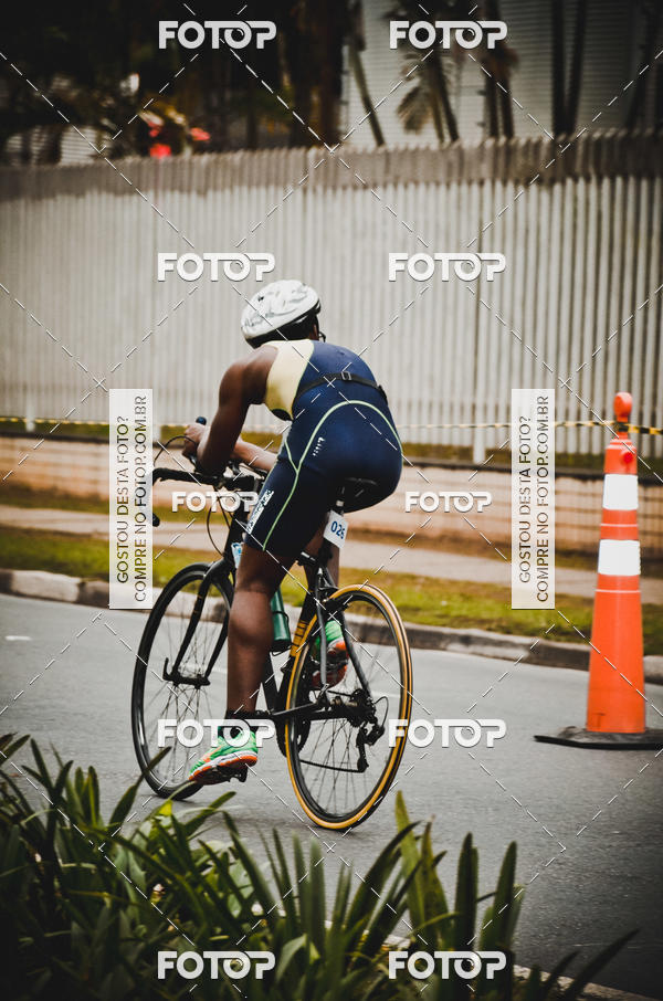 Buy your photos of the eventVSERIES Duathlon & Running on Fotop