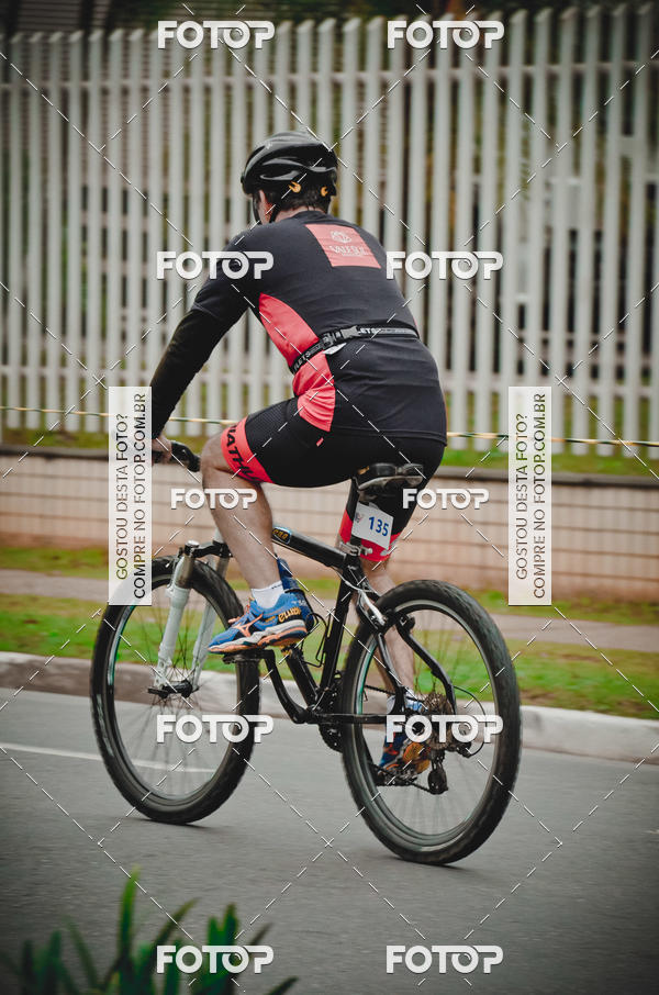 Buy your photos of the eventVSERIES Duathlon & Running on Fotop