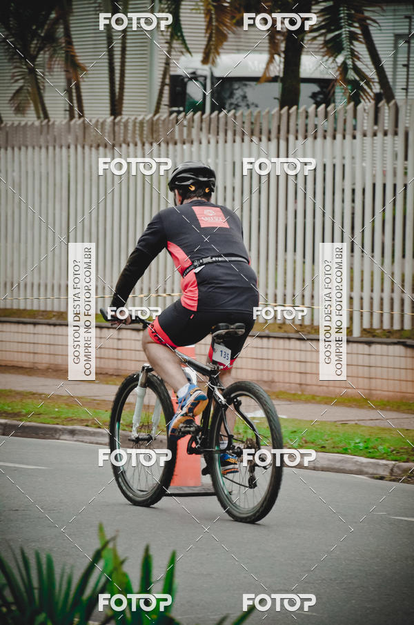 Buy your photos of the eventVSERIES Duathlon & Running on Fotop