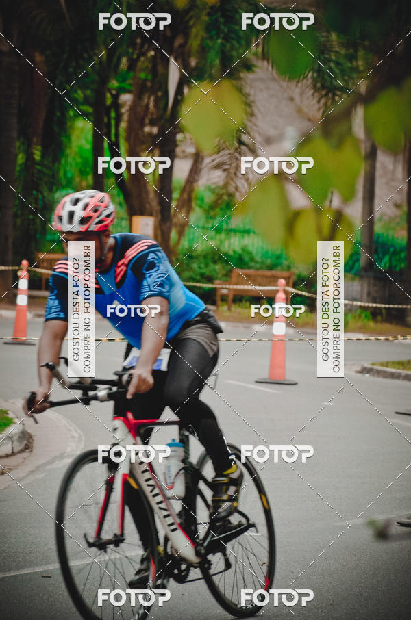 Buy your photos of the eventVSERIES Duathlon & Running on Fotop