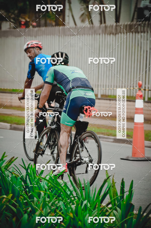 Buy your photos of the eventVSERIES Duathlon & Running on Fotop