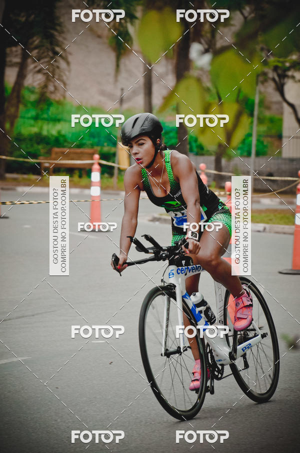Buy your photos of the eventVSERIES Duathlon & Running on Fotop