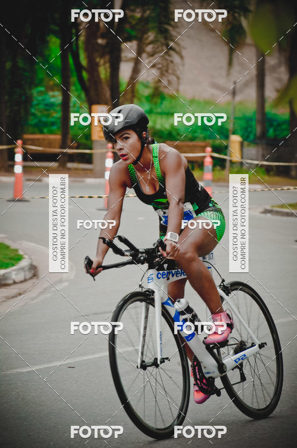 Buy your photos of the eventVSERIES Duathlon & Running on Fotop