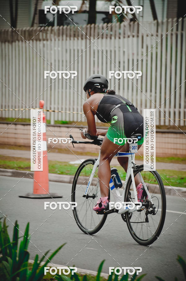 Buy your photos of the eventVSERIES Duathlon & Running on Fotop