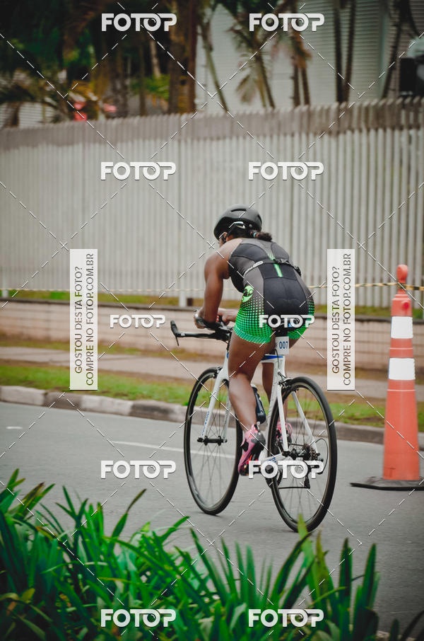 Buy your photos of the eventVSERIES Duathlon & Running on Fotop