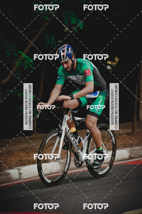 Buy your photos of the eventVSERIES Duathlon & Running on Fotop