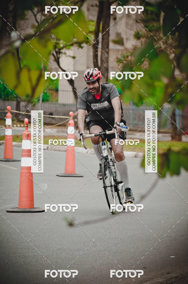 Buy your photos of the eventVSERIES Duathlon & Running on Fotop