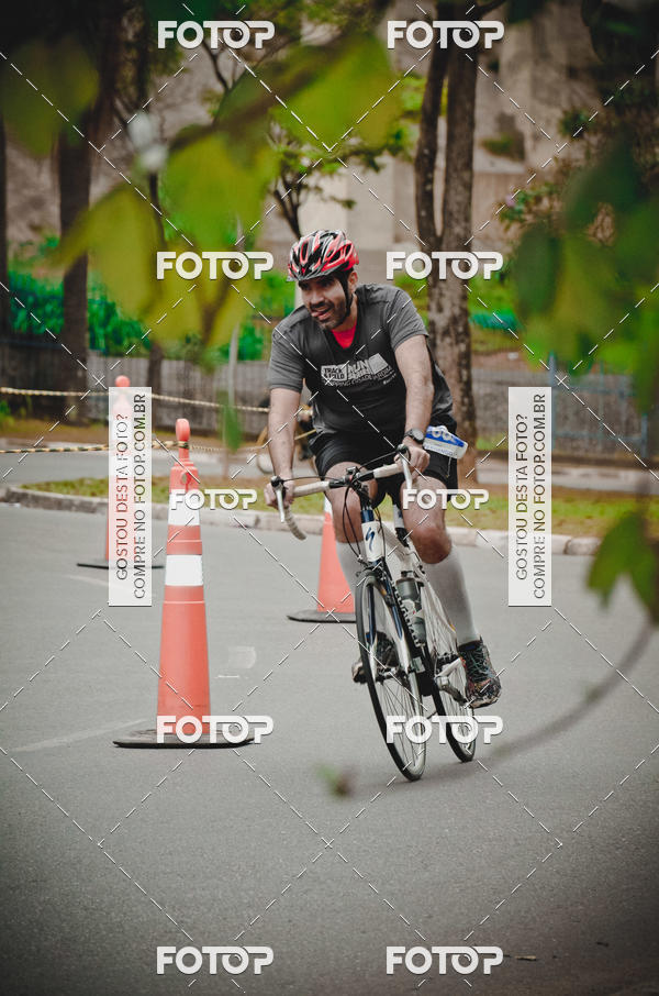 Buy your photos of the eventVSERIES Duathlon & Running on Fotop