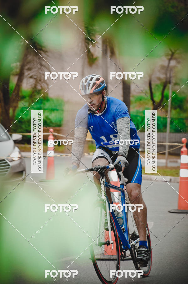 Buy your photos of the eventVSERIES Duathlon & Running on Fotop