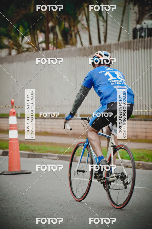 Buy your photos of the eventVSERIES Duathlon & Running on Fotop