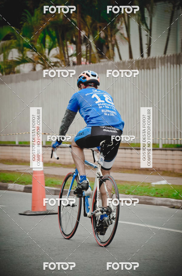 Buy your photos of the eventVSERIES Duathlon & Running on Fotop