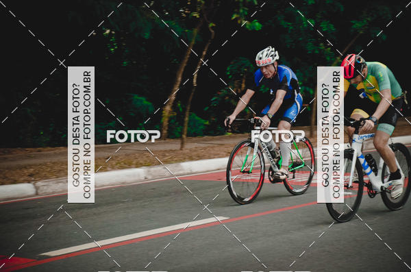 Buy your photos of the eventVSERIES Duathlon & Running on Fotop