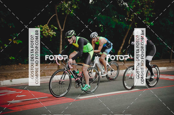 Buy your photos of the eventVSERIES Duathlon & Running on Fotop