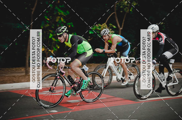Buy your photos of the eventVSERIES Duathlon & Running on Fotop