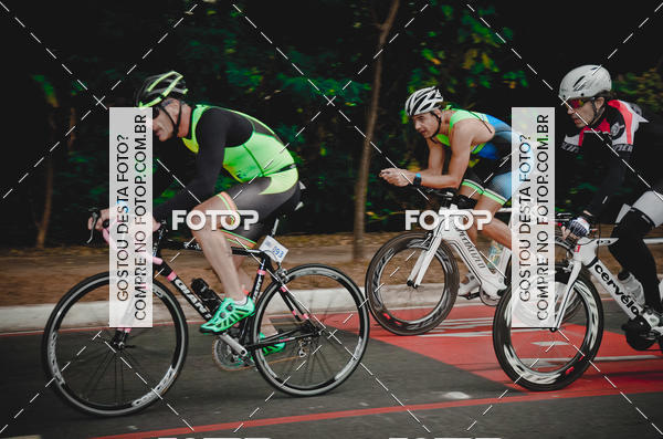 Buy your photos of the eventVSERIES Duathlon & Running on Fotop