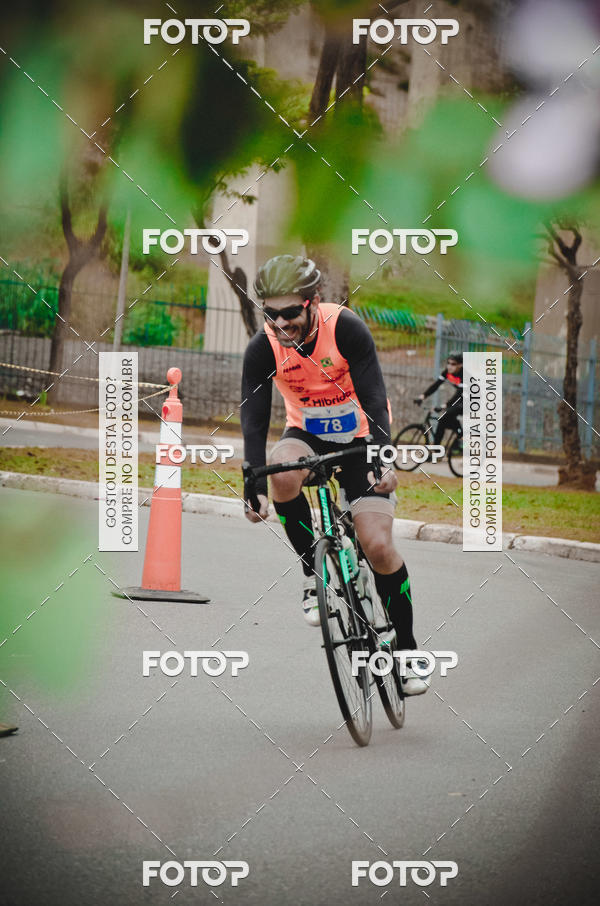 Buy your photos of the eventVSERIES Duathlon & Running on Fotop