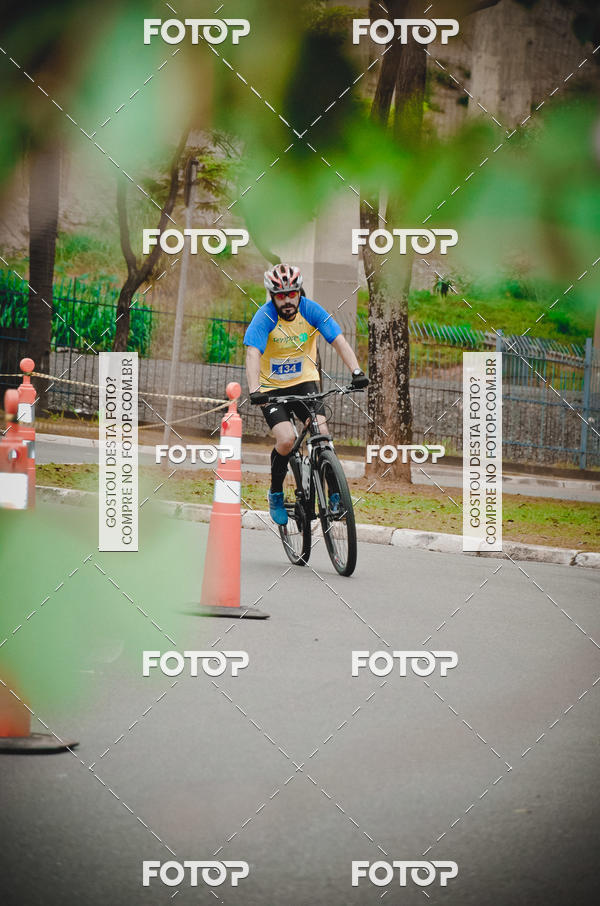Buy your photos of the eventVSERIES Duathlon & Running on Fotop
