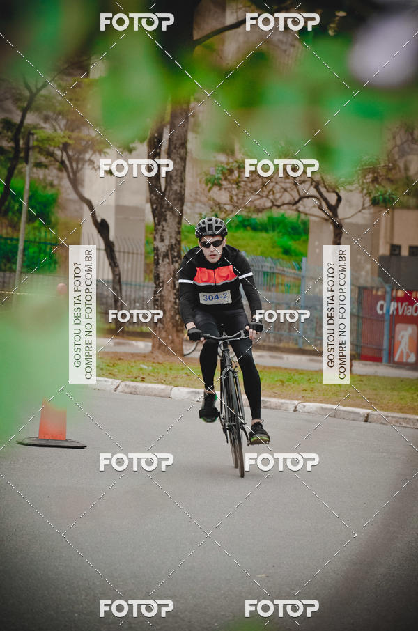 Buy your photos of the eventVSERIES Duathlon & Running on Fotop