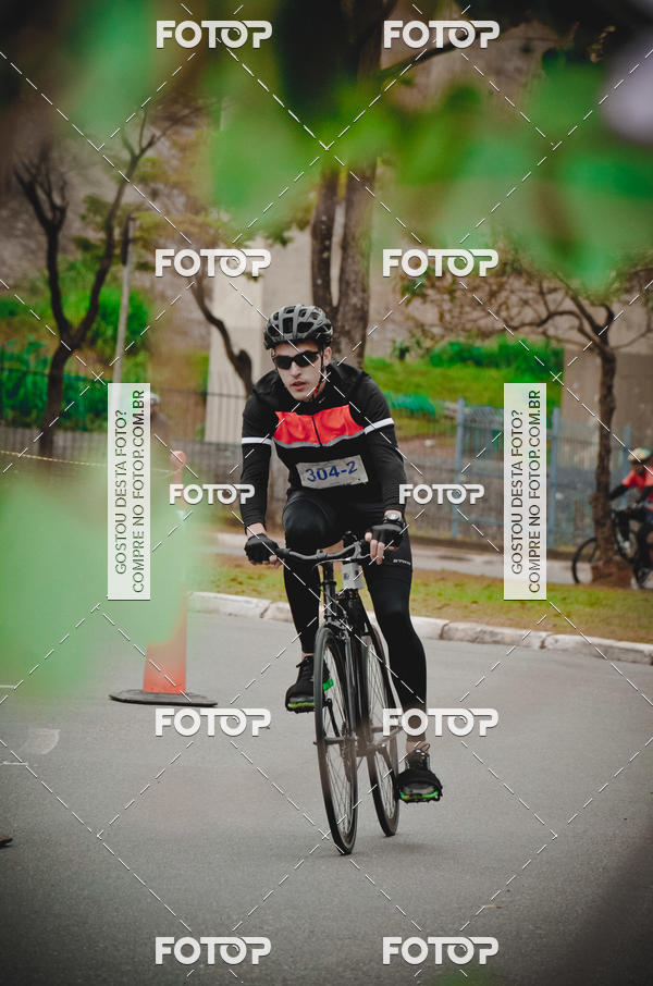 Buy your photos of the eventVSERIES Duathlon & Running on Fotop