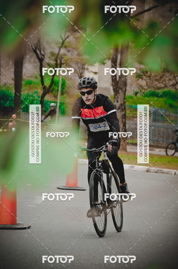 Buy your photos of the eventVSERIES Duathlon & Running on Fotop