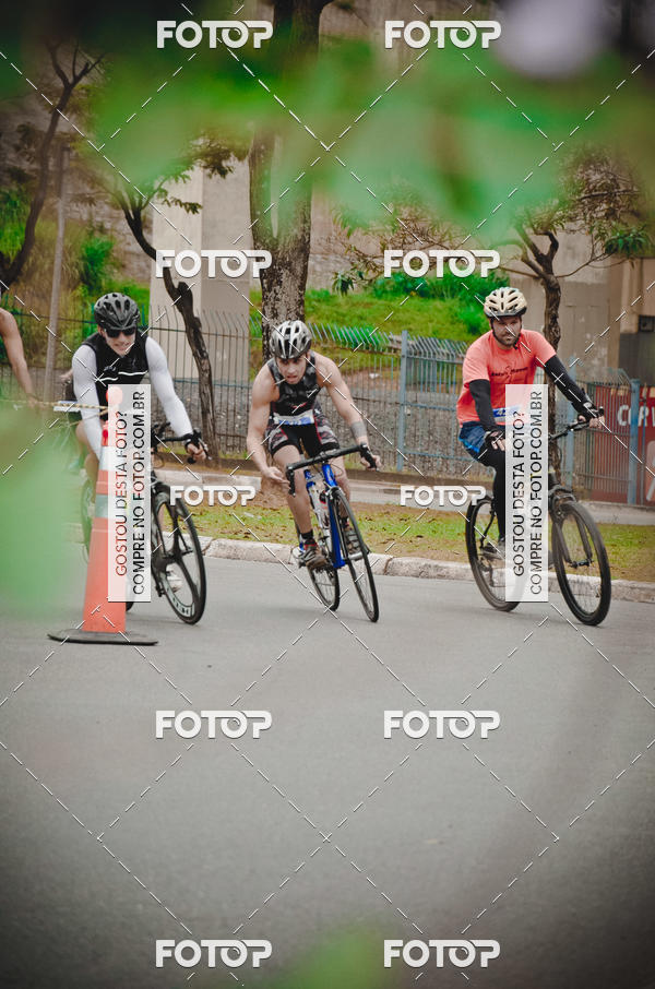 Buy your photos of the eventVSERIES Duathlon & Running on Fotop