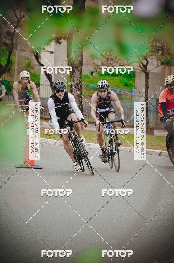 Buy your photos of the eventVSERIES Duathlon & Running on Fotop
