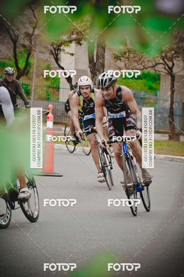 Buy your photos of the eventVSERIES Duathlon & Running on Fotop