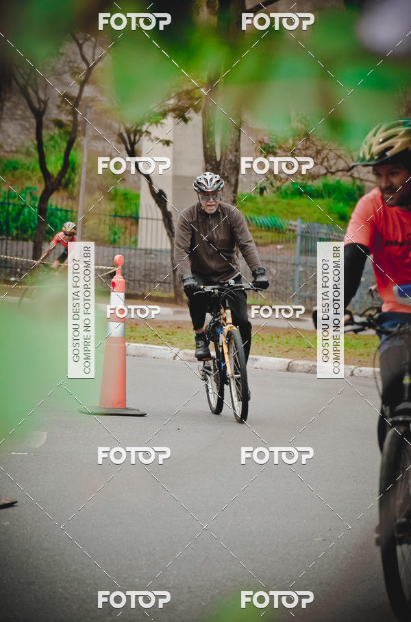 Buy your photos of the eventVSERIES Duathlon & Running on Fotop