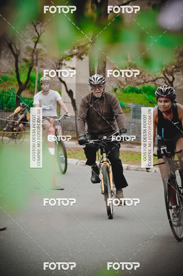 Buy your photos of the eventVSERIES Duathlon & Running on Fotop