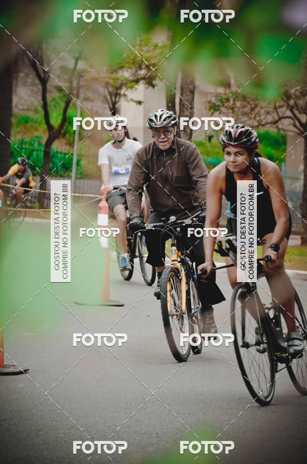 Buy your photos of the eventVSERIES Duathlon & Running on Fotop