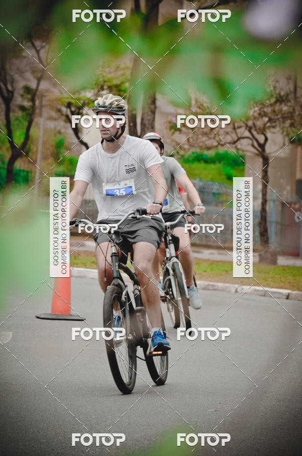 Buy your photos of the eventVSERIES Duathlon & Running on Fotop
