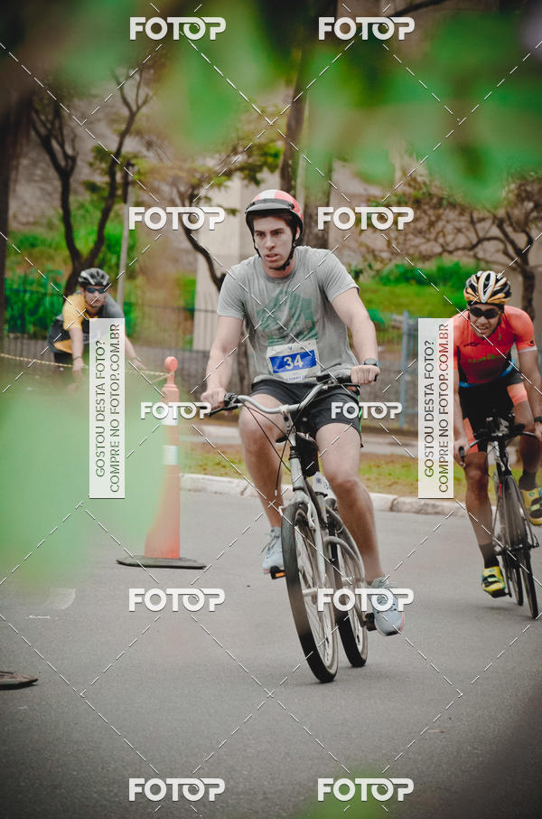 Buy your photos of the eventVSERIES Duathlon & Running on Fotop