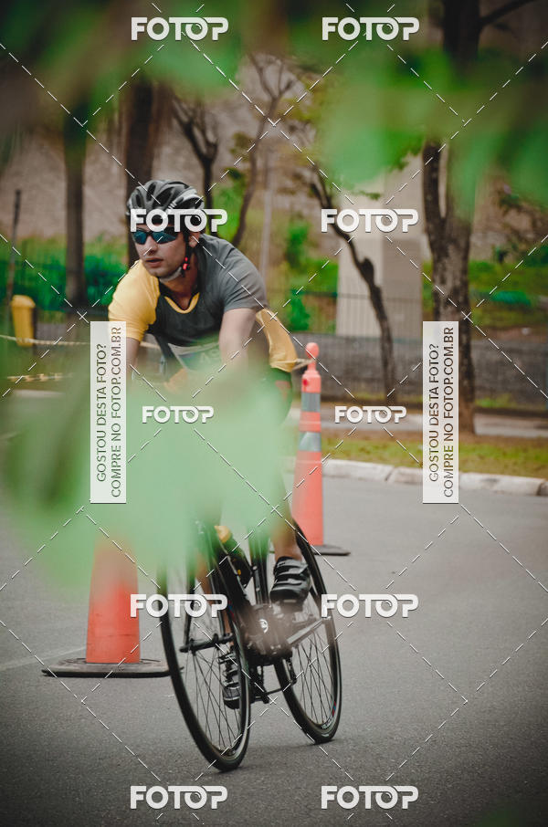 Buy your photos of the eventVSERIES Duathlon & Running on Fotop