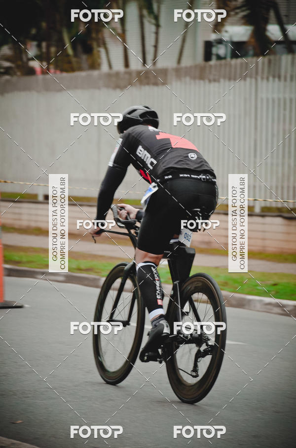 Buy your photos of the eventVSERIES Duathlon & Running on Fotop