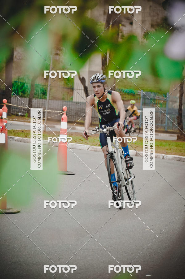 Buy your photos of the eventVSERIES Duathlon & Running on Fotop