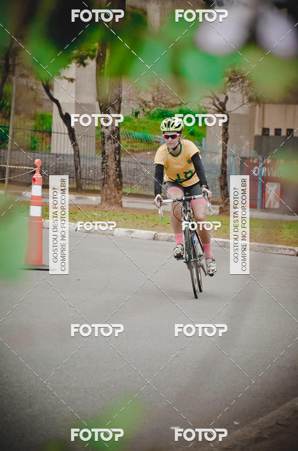 Buy your photos of the eventVSERIES Duathlon & Running on Fotop