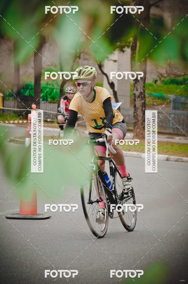 Buy your photos of the eventVSERIES Duathlon & Running on Fotop