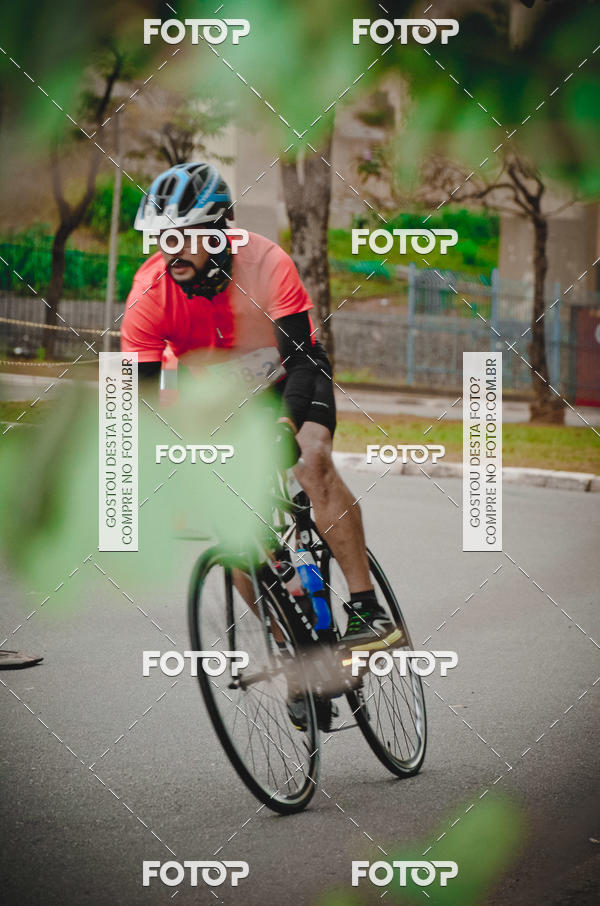 Buy your photos of the eventVSERIES Duathlon & Running on Fotop