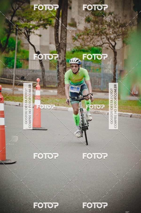 Buy your photos of the eventVSERIES Duathlon & Running on Fotop