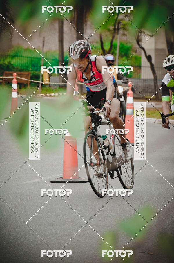 Buy your photos of the eventVSERIES Duathlon & Running on Fotop