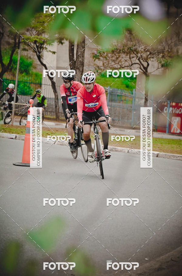 Buy your photos of the eventVSERIES Duathlon & Running on Fotop