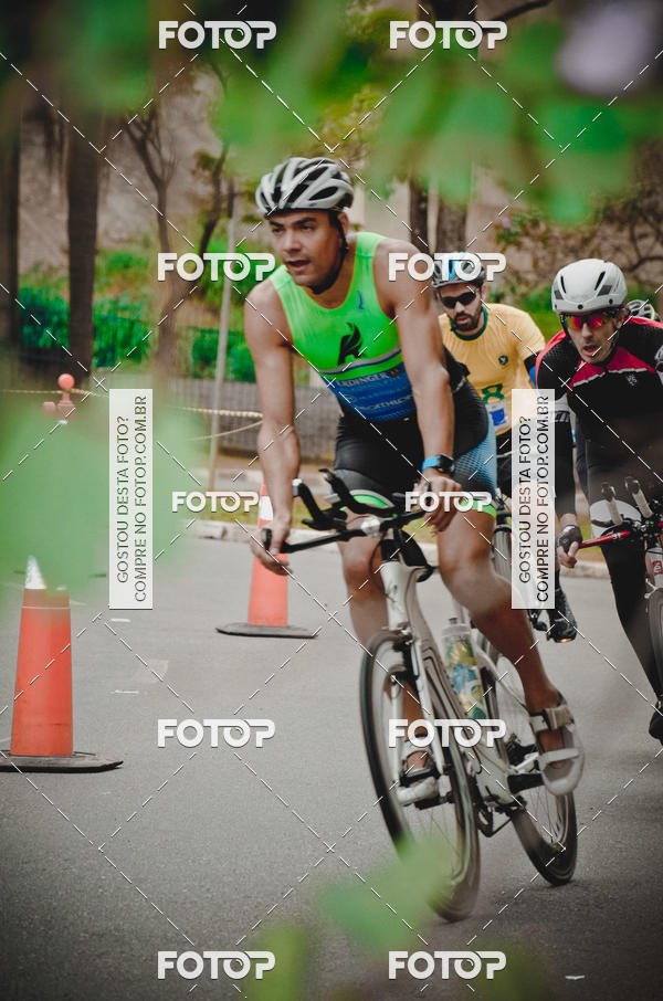 Buy your photos of the eventVSERIES Duathlon & Running on Fotop