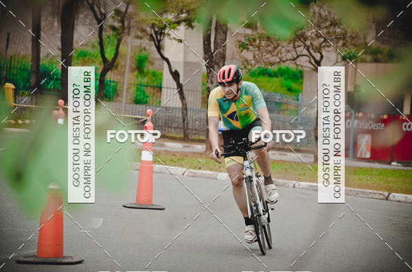 Buy your photos of the eventVSERIES Duathlon & Running on Fotop