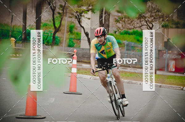 Buy your photos of the eventVSERIES Duathlon & Running on Fotop