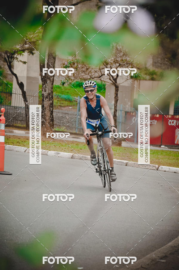 Buy your photos of the eventVSERIES Duathlon & Running on Fotop
