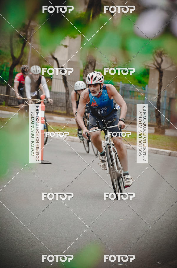 Buy your photos of the eventVSERIES Duathlon & Running on Fotop