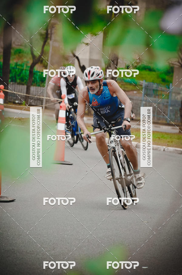 Buy your photos of the eventVSERIES Duathlon & Running on Fotop