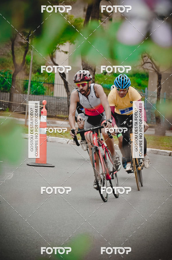 Buy your photos of the eventVSERIES Duathlon & Running on Fotop
