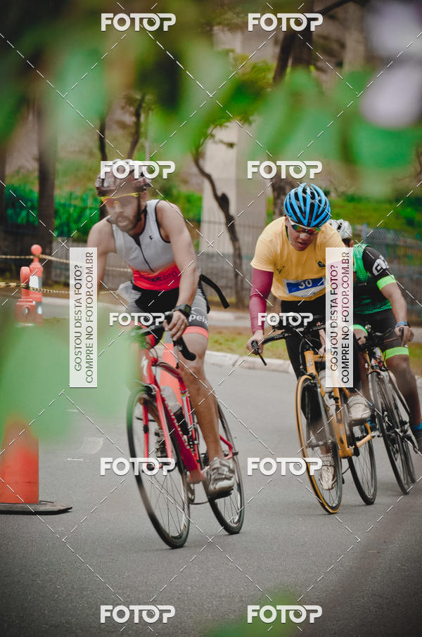 Buy your photos of the eventVSERIES Duathlon & Running on Fotop