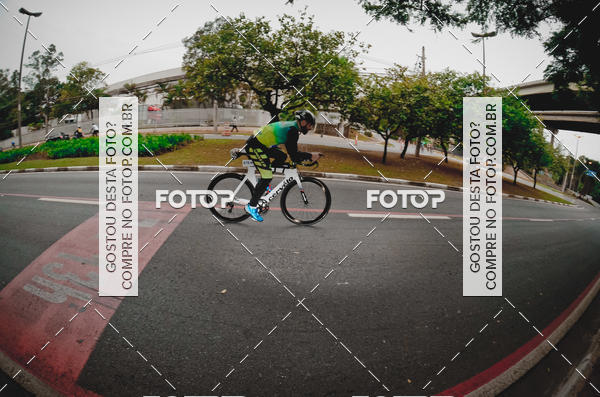 Buy your photos of the eventVSERIES Duathlon & Running on Fotop